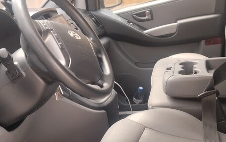 Hyundai Grand Starex Grand Starex I рестайлинг 2, 2020 год, 3 850 000 рублей, 10 фотография