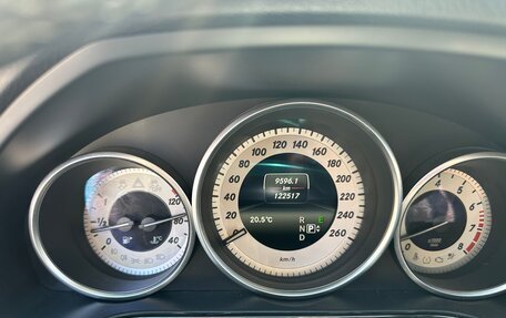 Mercedes-Benz E-Класс, 2013 год, 3 150 000 рублей, 15 фотография