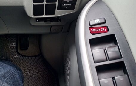 Toyota Prius, 2011 год, 990 000 рублей, 19 фотография
