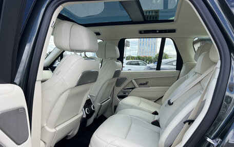 Land Rover Range Rover IV рестайлинг, 2023 год, 25 000 000 рублей, 16 фотография