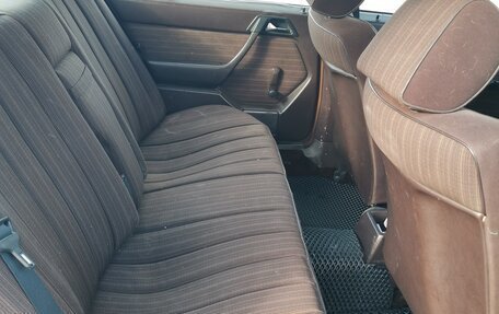 Mercedes-Benz W124, 1988 год, 229 000 рублей, 5 фотография