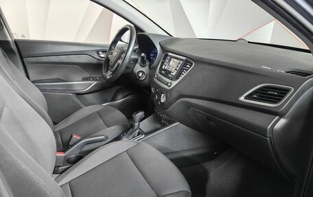 Hyundai Solaris II рестайлинг, 2017 год, 1 059 000 рублей, 9 фотография