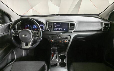 KIA Sportage IV рестайлинг, 2021 год, 2 198 000 рублей, 10 фотография