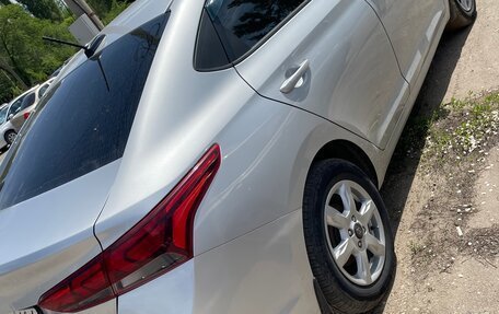 Hyundai Solaris II рестайлинг, 2018 год, 1 260 000 рублей, 3 фотография