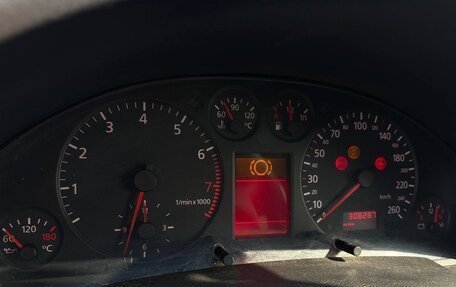 Audi A6, 1998 год, 250 000 рублей, 10 фотография