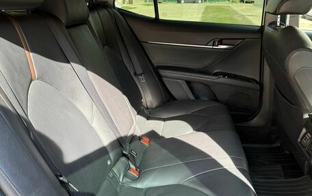 Toyota Camry, 2020 год, 2 650 000 рублей, 4 фотография