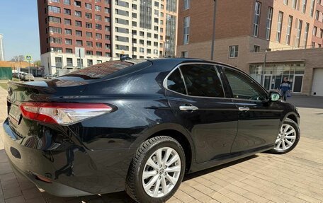 Toyota Camry, 2020 год, 2 650 000 рублей, 5 фотография