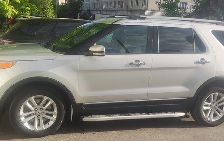 Ford Explorer VI, 2013 год, 1 850 000 рублей, 4 фотография