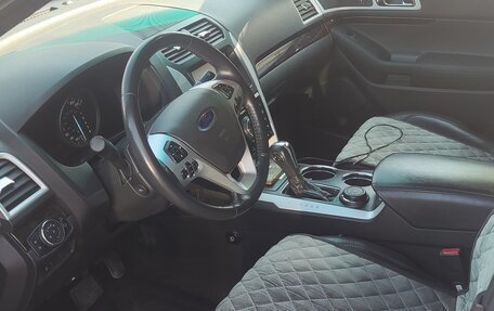 Ford Explorer VI, 2013 год, 1 850 000 рублей, 10 фотография