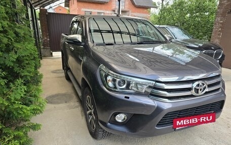 Toyota Hilux VIII, 2015 год, 3 900 000 рублей, 11 фотография
