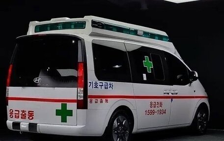 Hyundai Staria, 2024 год, 7 900 000 рублей, 2 фотография