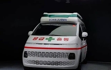 Hyundai Staria, 2024 год, 7 900 000 рублей, 3 фотография