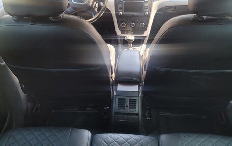 Skoda Yeti I рестайлинг, 2011 год, 960 000 рублей, 18 фотография