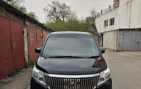 Toyota Esquire I, 2015 год, 2 200 000 рублей, 6 фотография