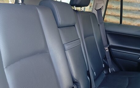 Toyota Land Cruiser Prado 150 рестайлинг 2, 2017 год, 5 555 555 рублей, 9 фотография
