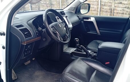 Toyota Land Cruiser Prado 150 рестайлинг 2, 2017 год, 5 555 555 рублей, 22 фотография