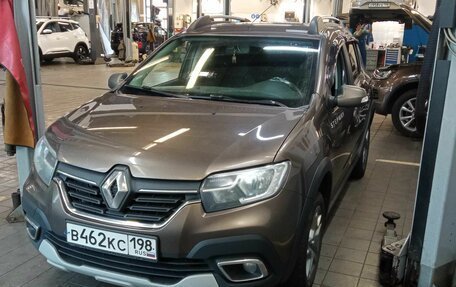 Renault Sandero II рестайлинг, 2018 год, 799 000 рублей, 1 фотография