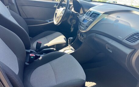 Hyundai Solaris II рестайлинг, 2014 год, 1 095 000 рублей, 21 фотография