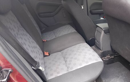 Ford Focus II рестайлинг, 2005 год, 420 000 рублей, 25 фотография
