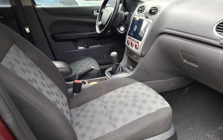 Ford Focus II рестайлинг, 2005 год, 420 000 рублей, 24 фотография
