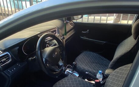KIA Rio III рестайлинг, 2013 год, 650 000 рублей, 10 фотография