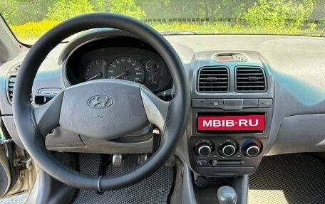 Hyundai Accent II, 2004 год, 275 000 рублей, 17 фотография
