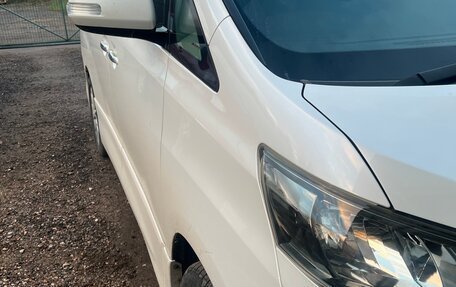Toyota Vellfire I, 2012 год, 2 550 000 рублей, 16 фотография