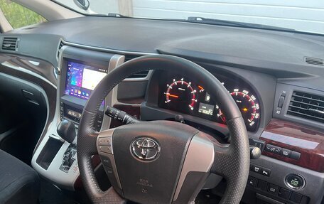 Toyota Vellfire I, 2012 год, 2 550 000 рублей, 14 фотография