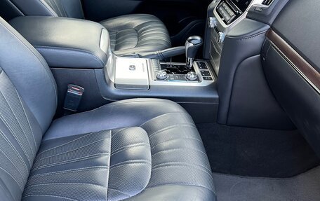 Toyota Land Cruiser 200, 2019 год, 8 000 000 рублей, 5 фотография