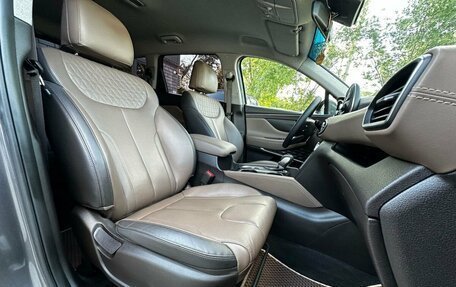 Hyundai Santa Fe IV, 2018 год, 2 690 000 рублей, 15 фотография
