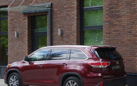 Toyota Highlander III, 2014 год, 2 800 000 рублей, 5 фотография