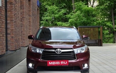 Toyota Highlander III, 2014 год, 2 800 000 рублей, 16 фотография