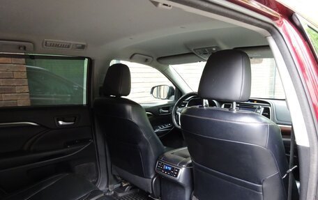 Toyota Highlander III, 2014 год, 2 800 000 рублей, 39 фотография
