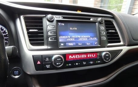 Toyota Highlander III, 2014 год, 2 800 000 рублей, 24 фотография