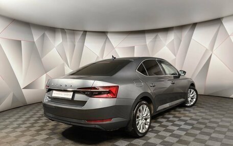 Skoda Superb III рестайлинг, 2022 год, 3 100 000 рублей, 2 фотография