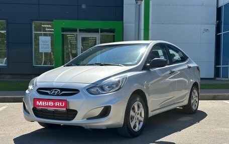 Hyundai Solaris II рестайлинг, 2013 год, 710 000 рублей, 1 фотография