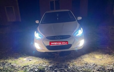 Hyundai Solaris II рестайлинг, 2013 год, 780 000 рублей, 1 фотография