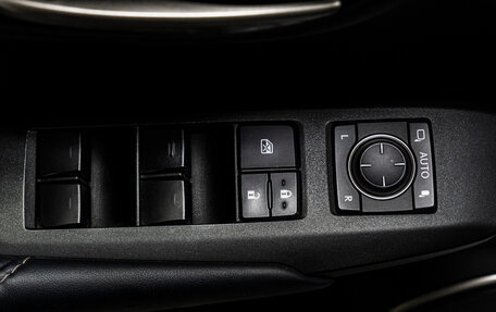 Lexus NX I, 2015 год, 2 845 000 рублей, 12 фотография