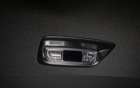Mercedes-Benz V-Класс, 2024 год, 15 490 000 рублей, 26 фотография