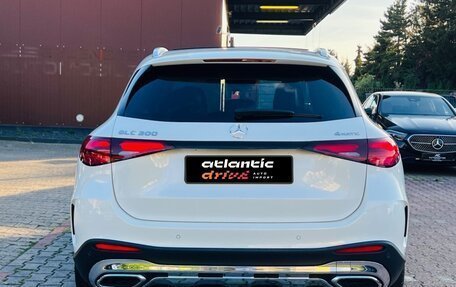 Mercedes-Benz GLC, 2025 год, 6 490 000 рублей, 4 фотография