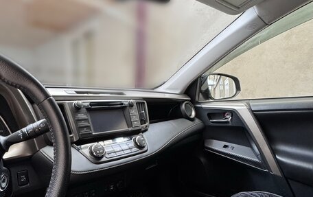 Toyota RAV4, 2013 год, 2 000 000 рублей, 3 фотография