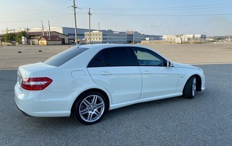 Mercedes-Benz E-Класс, 2011 год, 2 000 000 рублей, 8 фотография