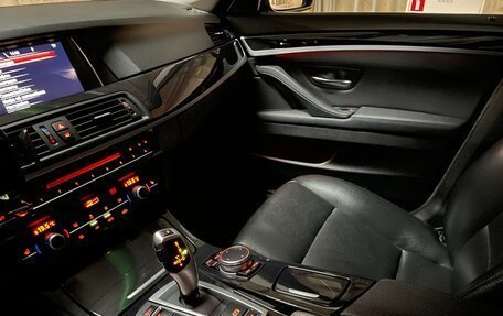 BMW 5 серия, 2016 год, 2 500 000 рублей, 39 фотография