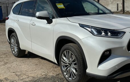 Toyota Highlander, 2025 год, 5 100 000 рублей, 3 фотография