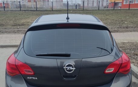 Opel Astra J, 2014 год, 1 055 000 рублей, 5 фотография