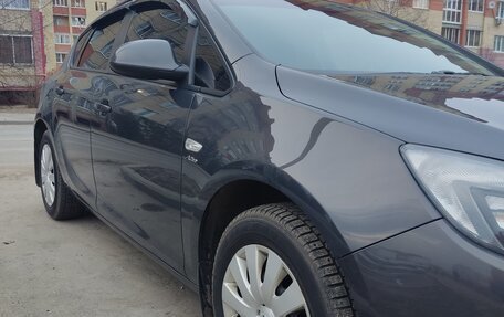 Opel Astra J, 2014 год, 1 055 000 рублей, 9 фотография
