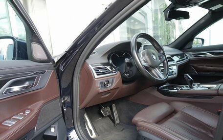 BMW 7 серия, 2018 год, 3 550 000 рублей, 6 фотография