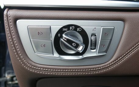 BMW 7 серия, 2018 год, 3 550 000 рублей, 13 фотография