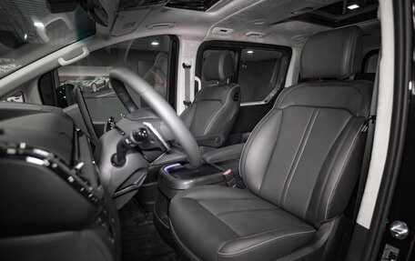 Hyundai Staria, 2025 год, 7 490 000 рублей, 10 фотография