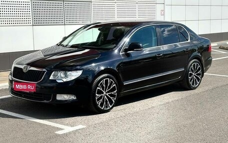 Skoda Superb III рестайлинг, 2012 год, 1 250 000 рублей, 1 фотография